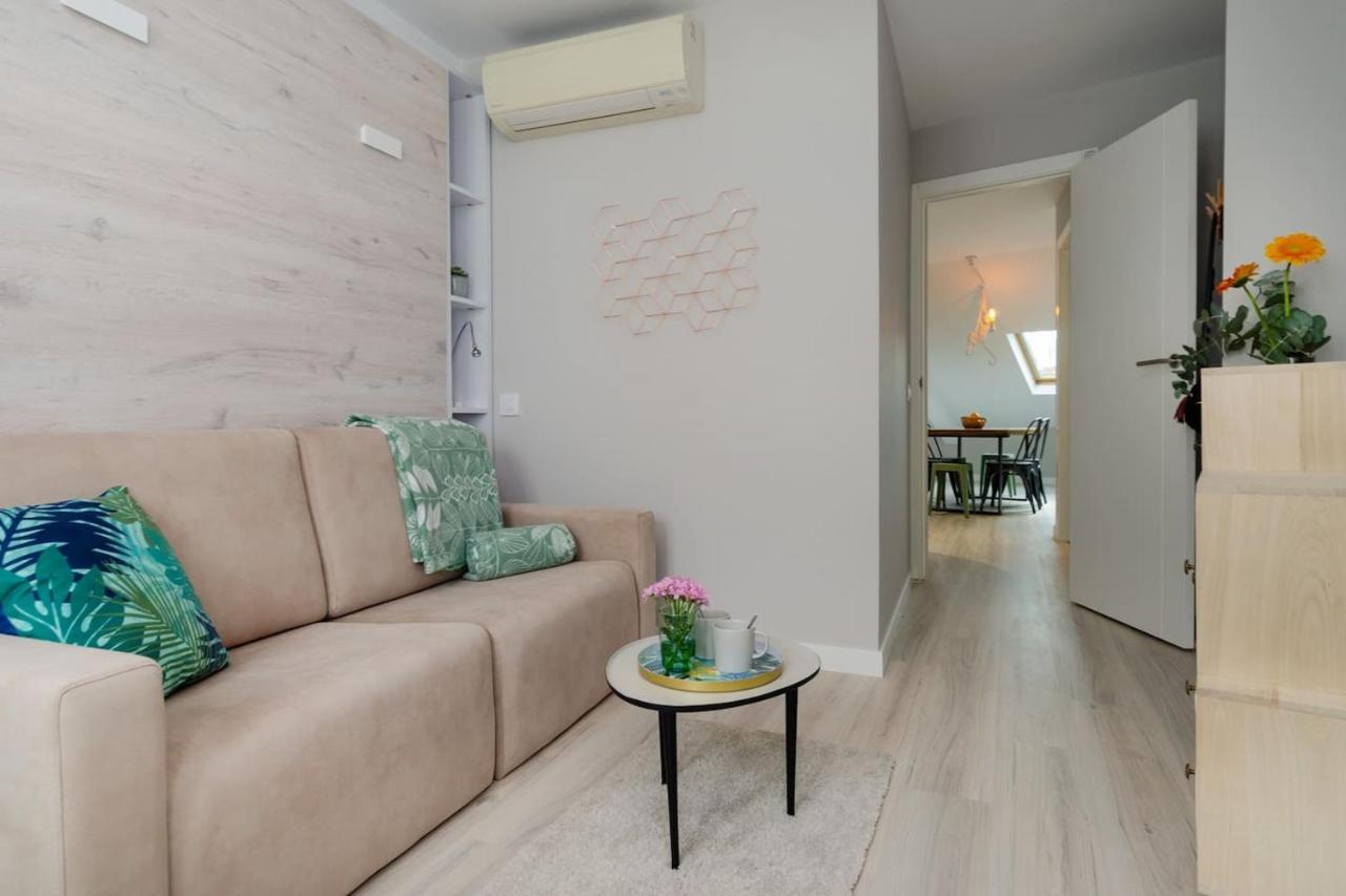 Precioso Atico Con Terraza En El Centro De Madrid Amazing Penthouse In Madrid Centerアパートメント エクステリア 写真