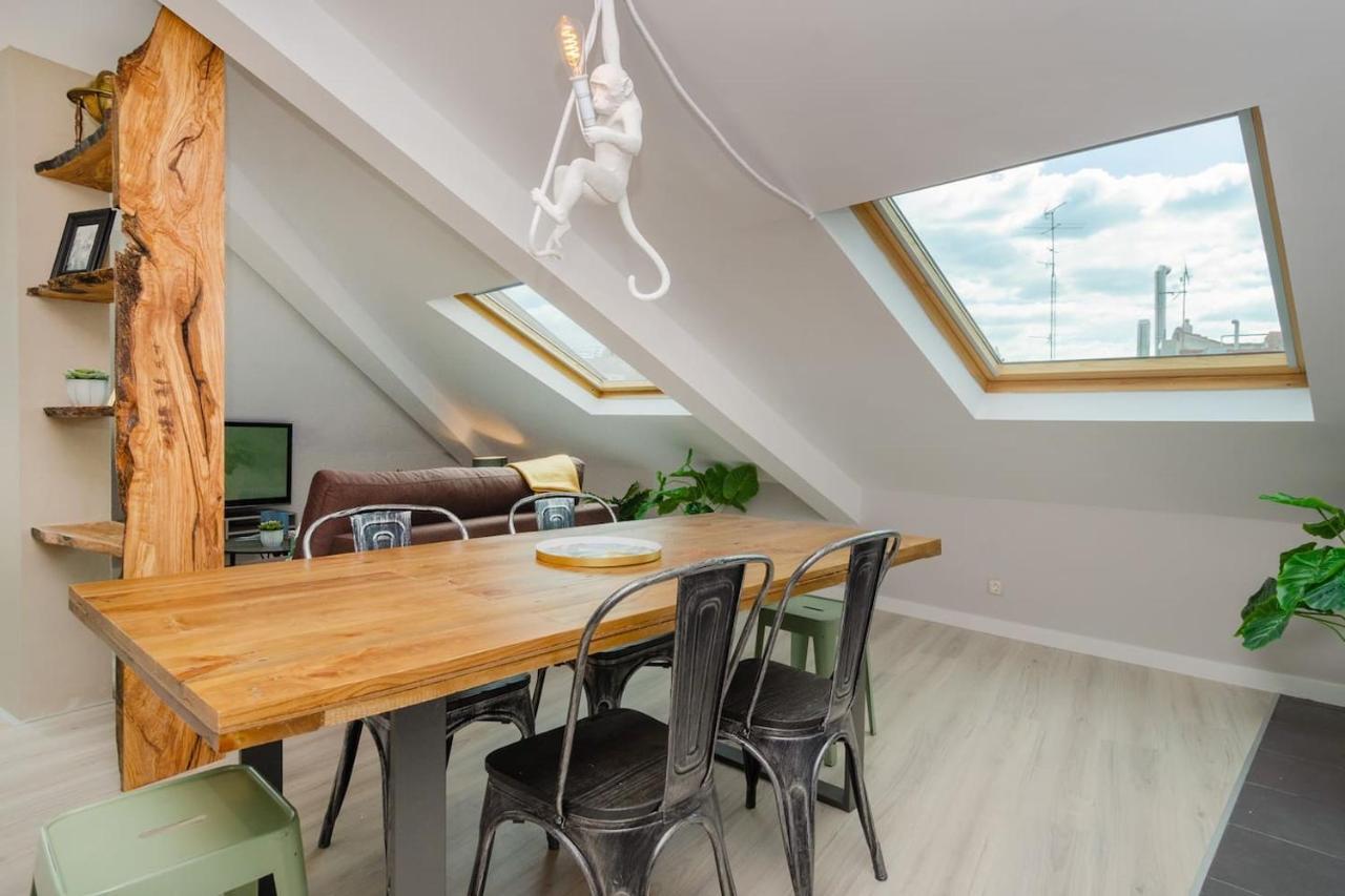 Precioso Atico Con Terraza En El Centro De Madrid Amazing Penthouse In Madrid Centerアパートメント エクステリア 写真